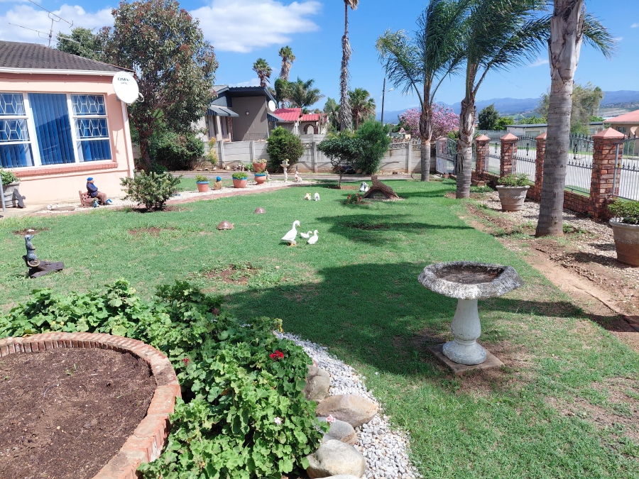 4 Bedroom Property for Sale in Bothasrus Eastern Cape